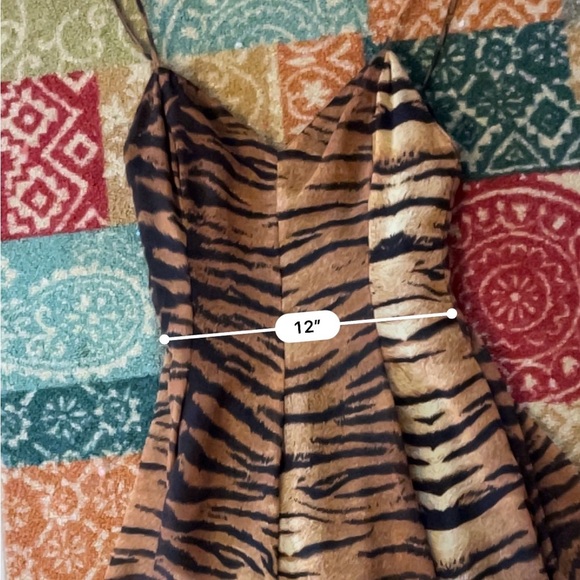 Vintage tiger print dress - Picture 11 of 12